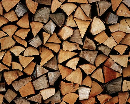 How to identify the best quality firewood and wood pellets
